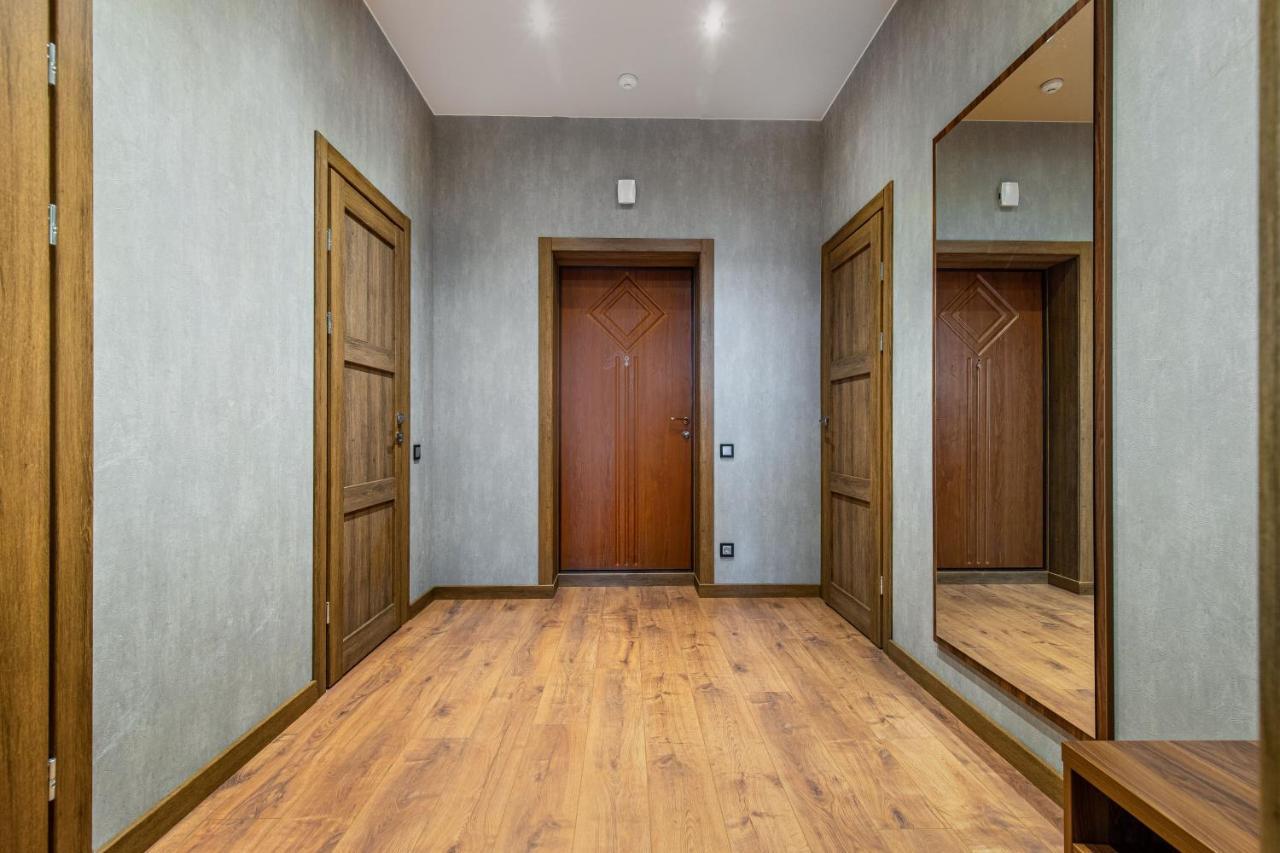 Sea Symphony Wood Style Apartment Odesa Exterior photo
